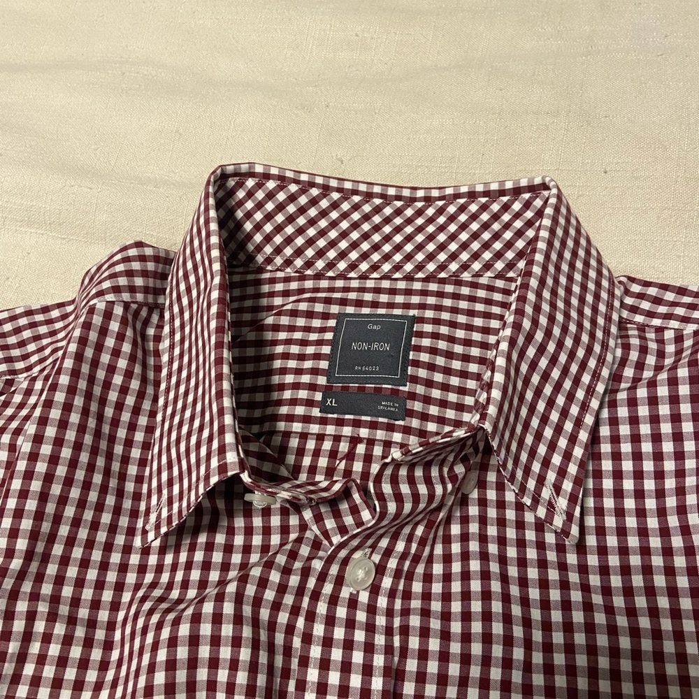Gap Non-Iron men’s dress shirt